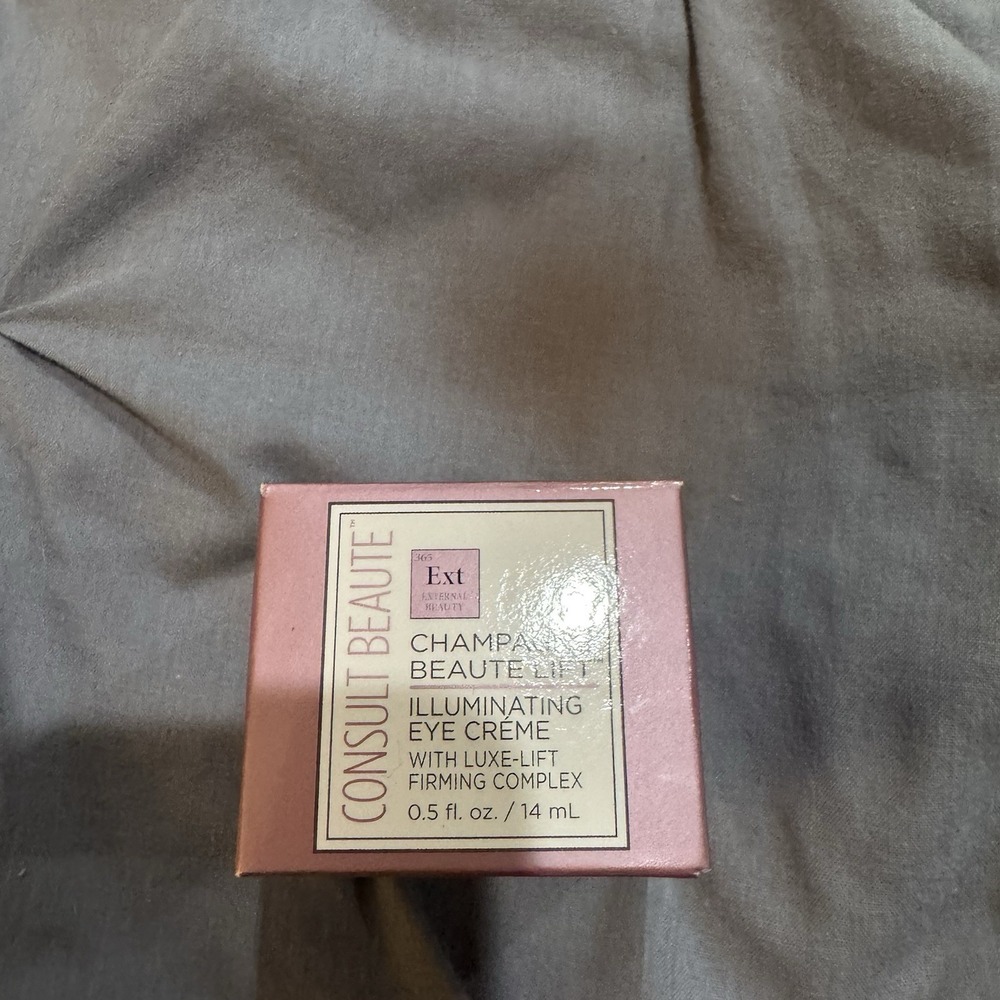 Consult Beaute Champagne Beaute Lift ILLUMINATING EYE CREME .5 fl. oz Sealed,NEW